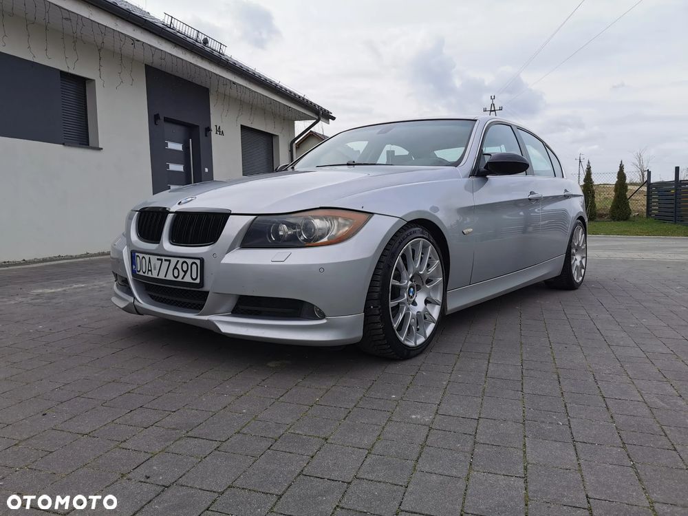 BMW Seria 3 330xi - 1