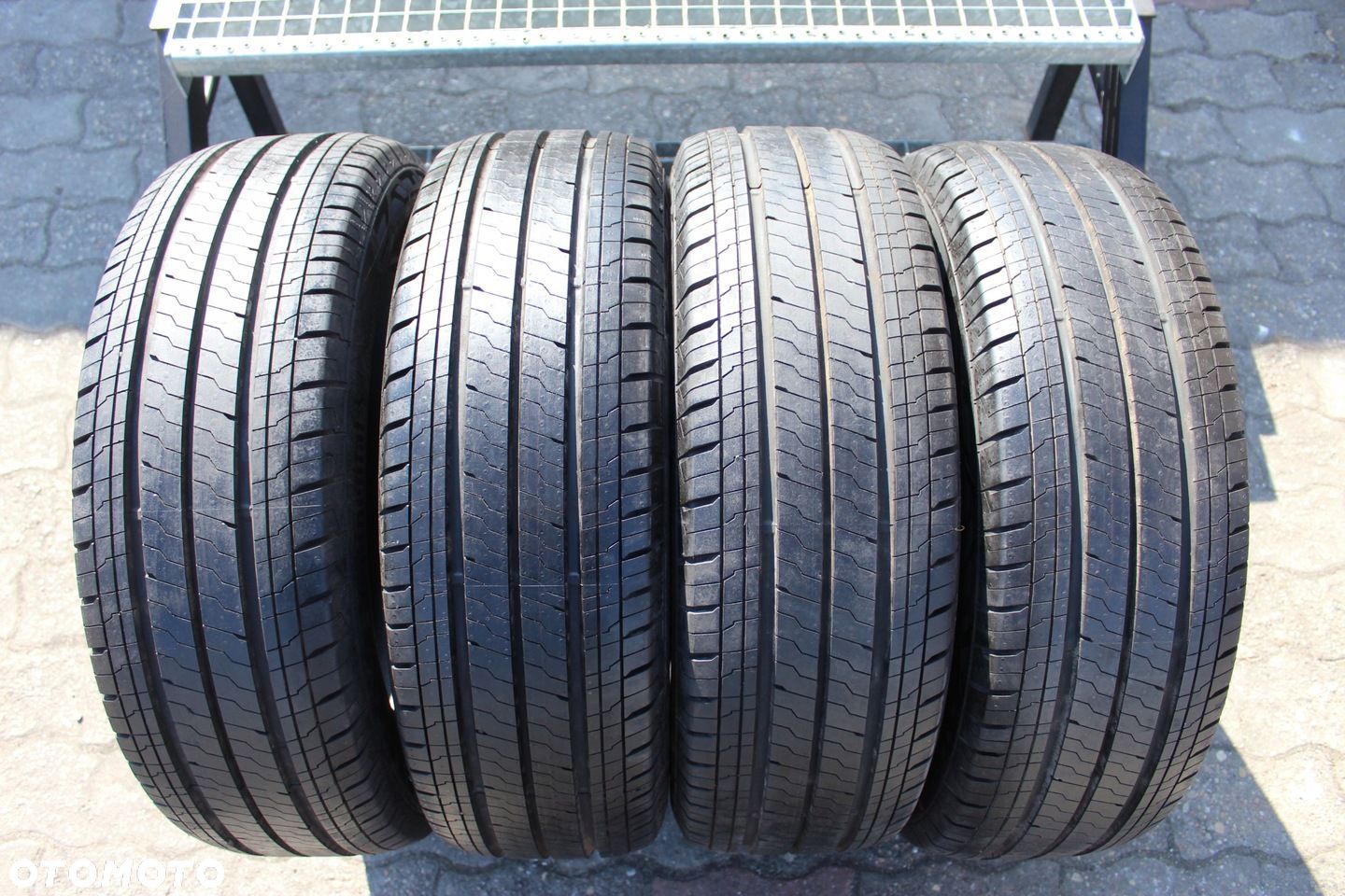 4x 215/60R17C CONTINENTAL VAN CONTACT ECO 109/107T 23r - 1