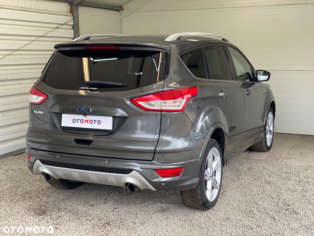 Ford Kuga 1.5 EcoBoost 2x4 Titanium - 35