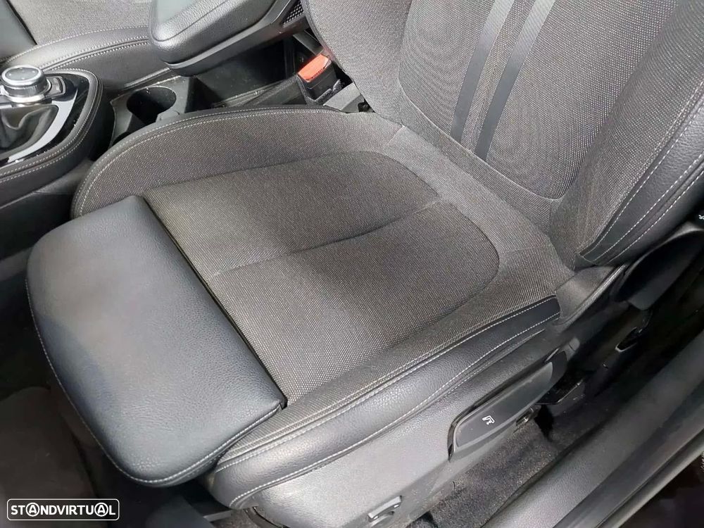 BMW 218 Gran Tourer i 7L Line Sport - 17