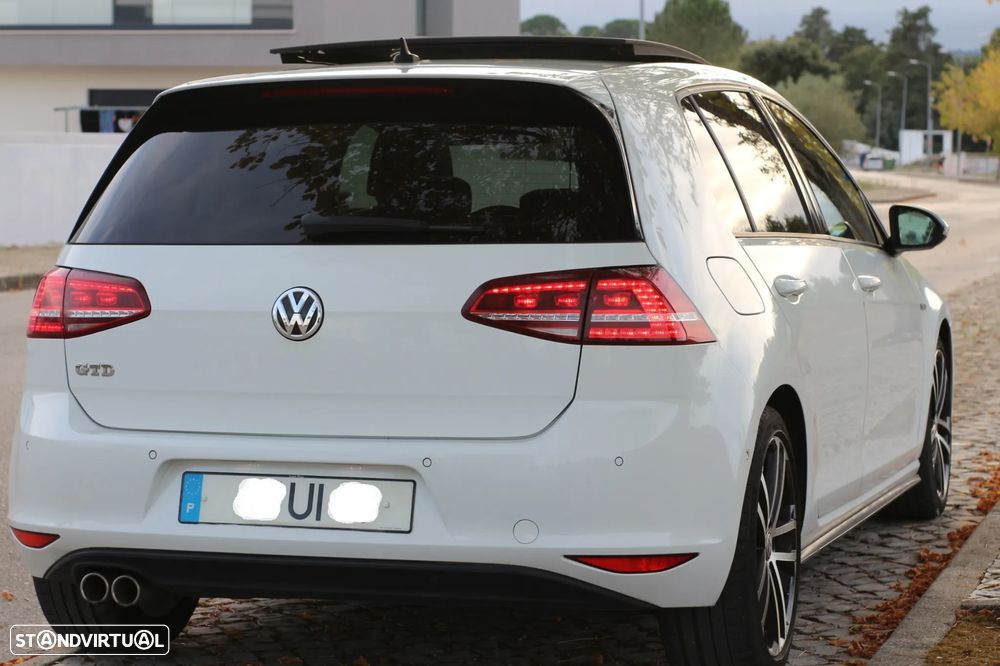 VW Golf 2.0 TDi GTD - 21