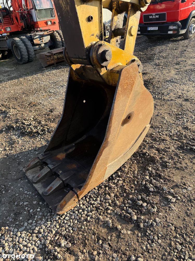 Caterpillar 318 CL - 10