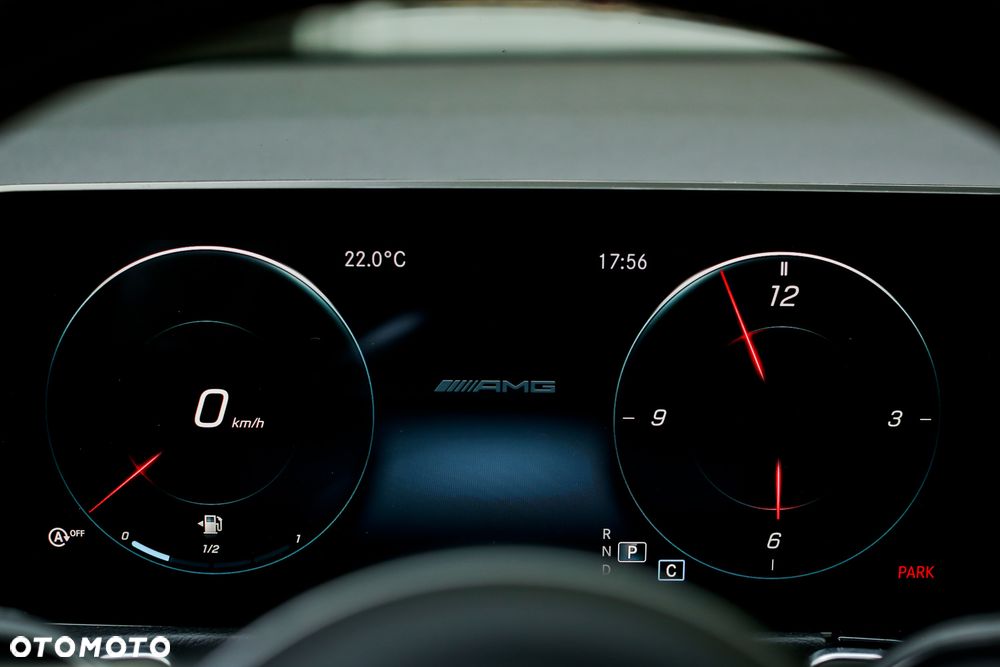 Mercedes-Benz GLB AMG 35 4Matic AMG Speedshift DCT 8G - 40