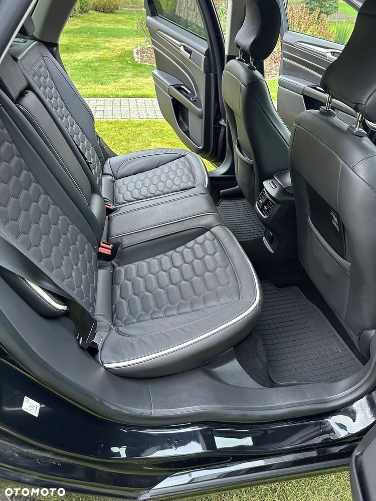 Ford Mondeo 2.0 Hybrid Vignale - 17