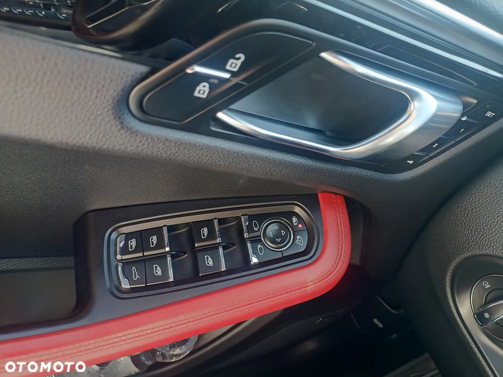 Porsche Macan - 19