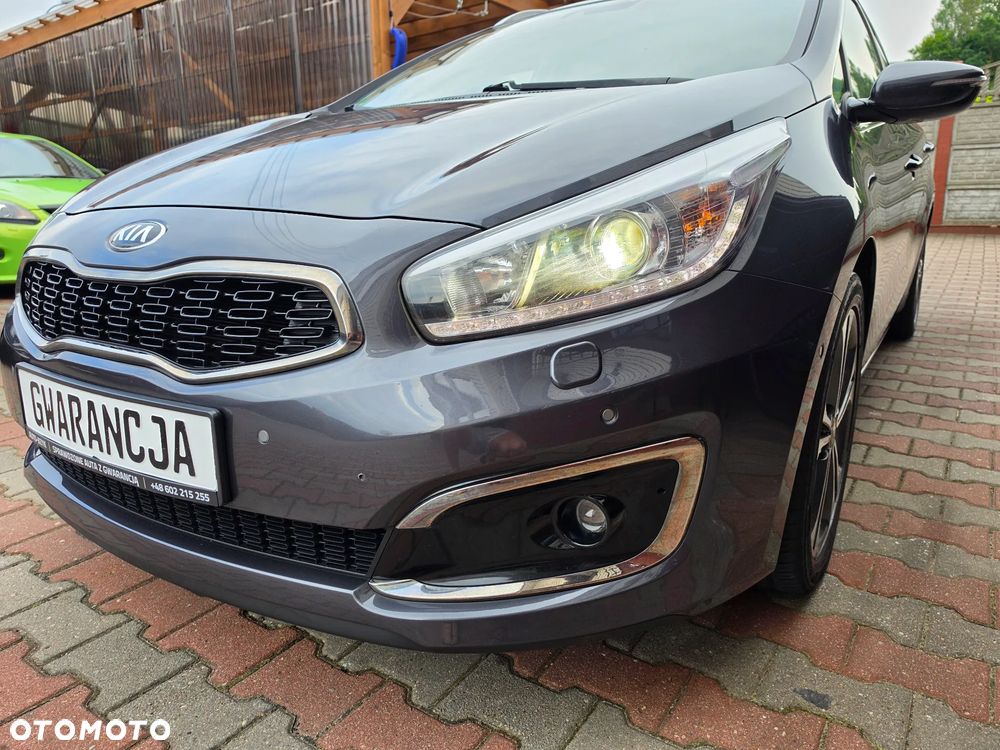 Kia Ceed 1.6 CRDi 136 ISG Platinum Edition - 6