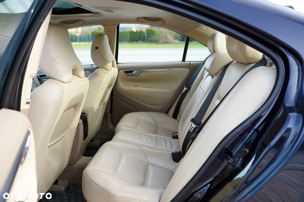 Volvo S60 2.4 Summum - 20