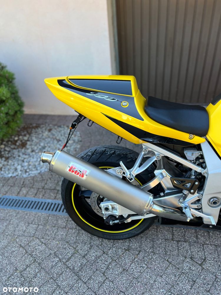 Suzuki GSX-R - 11