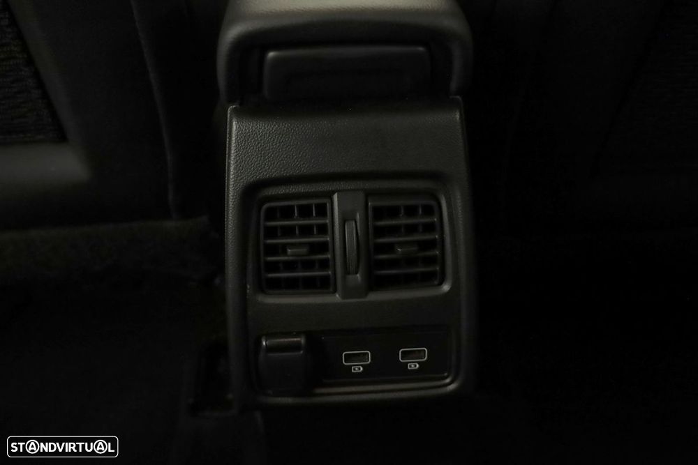 Renault Captur 1.0 TCe Techno - 24
