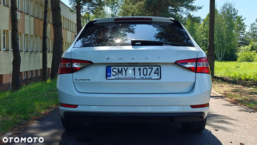 Skoda Superb 1.5 TSI DSG Ambition - 8