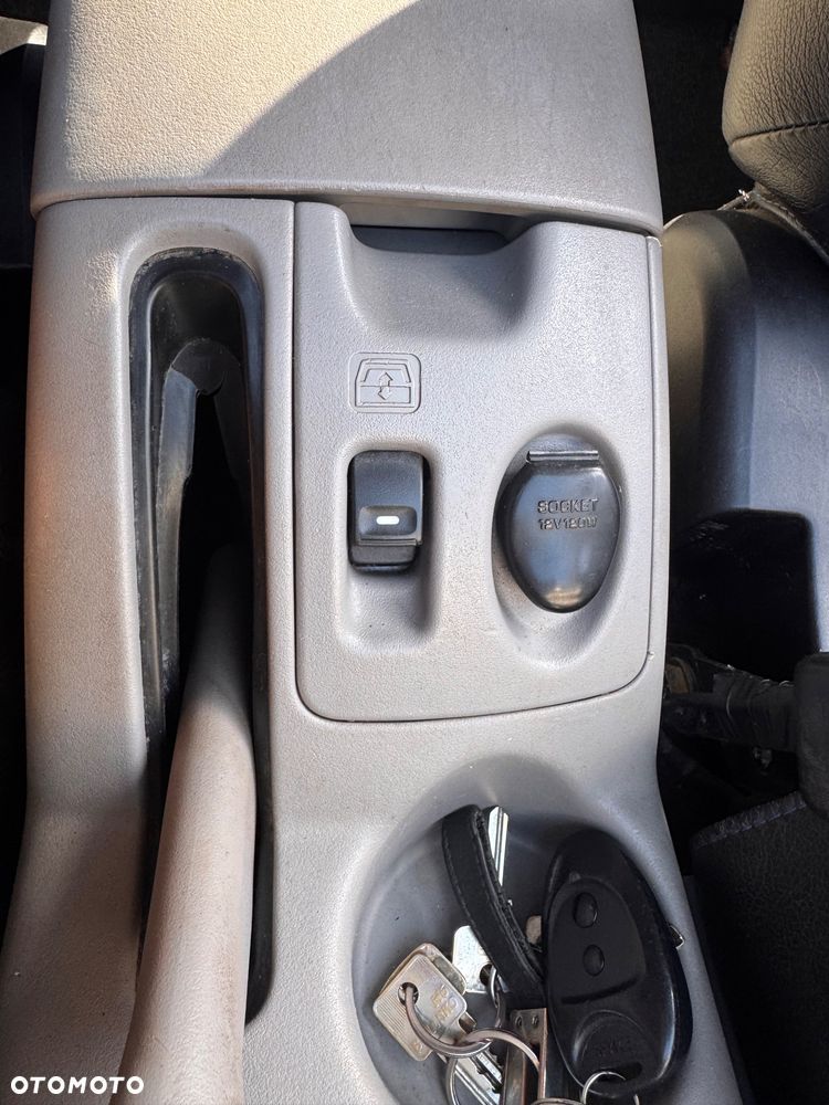 Mitsubishi L200 2.5 DID Intense + HP - 14