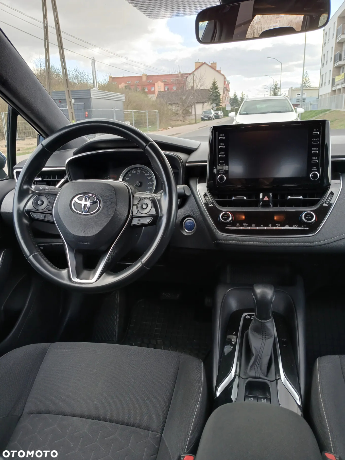 Toyota Corolla 1.8 Hybrid Active - 16