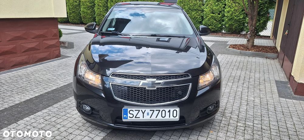 Chevrolet Cruze 1.6 - 4