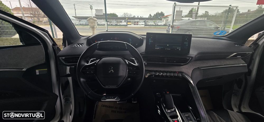 Peugeot 3008 1.6 Hybrid GT e-EAT8 - 26