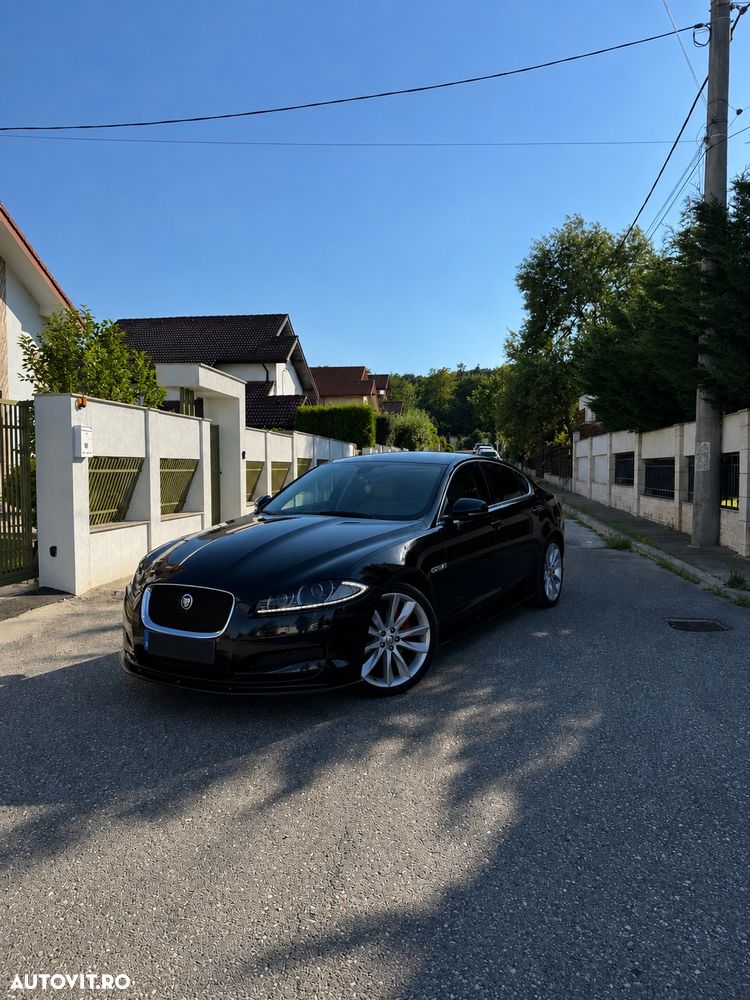 Jaguar XF 2.2D Luxury - 2