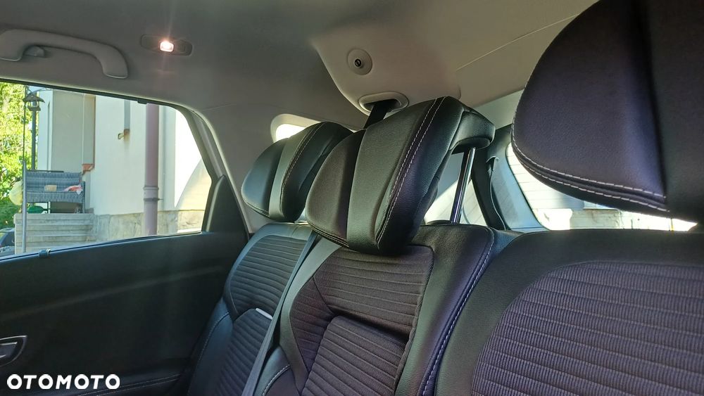 Renault Scenic ENERGY dCi 130 Start & Stop Euro 6 Bose Edition - 21