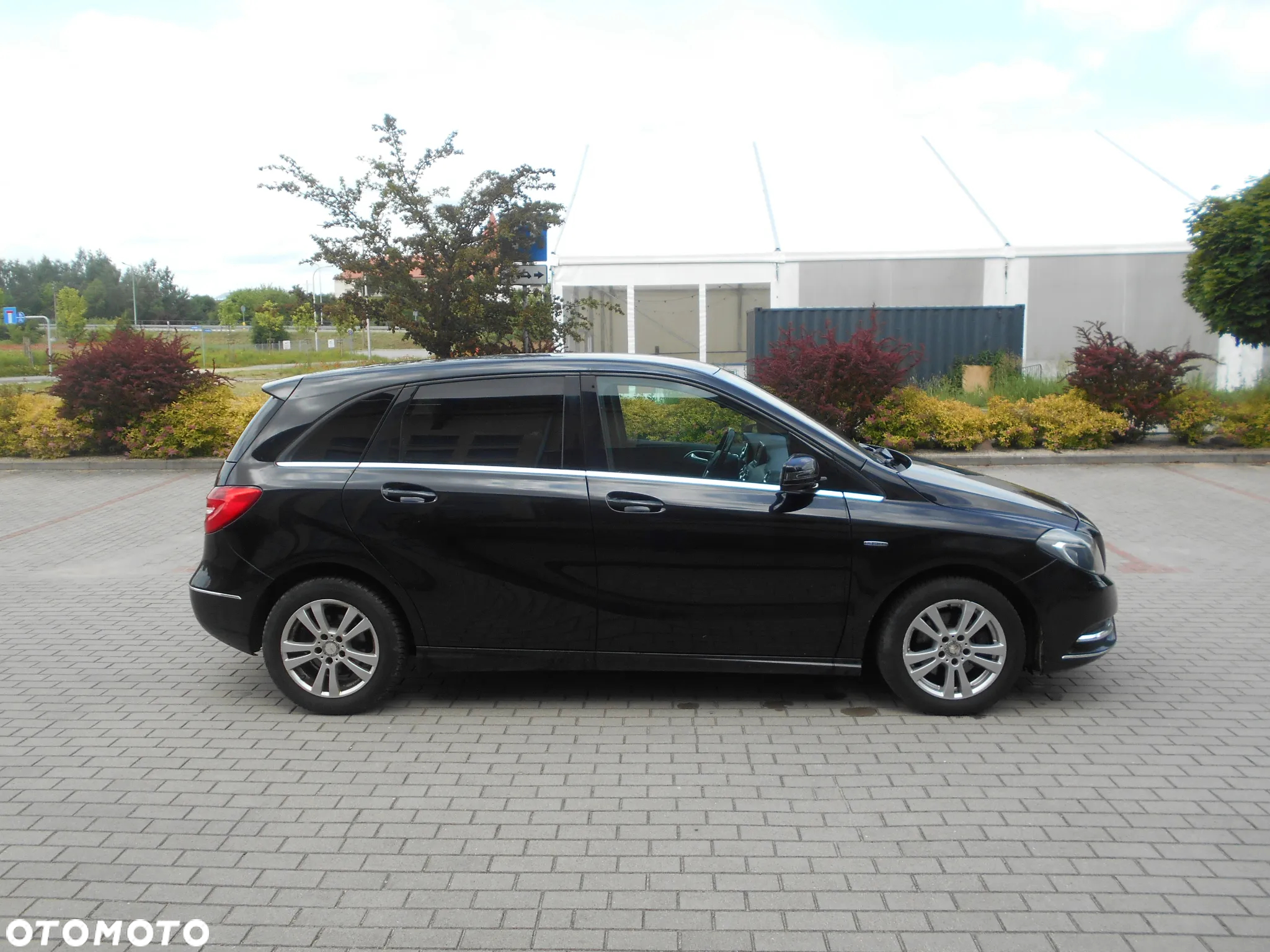 Mercedes-Benz Klasa B 180 BlueEFFICIENCY Edition - 4