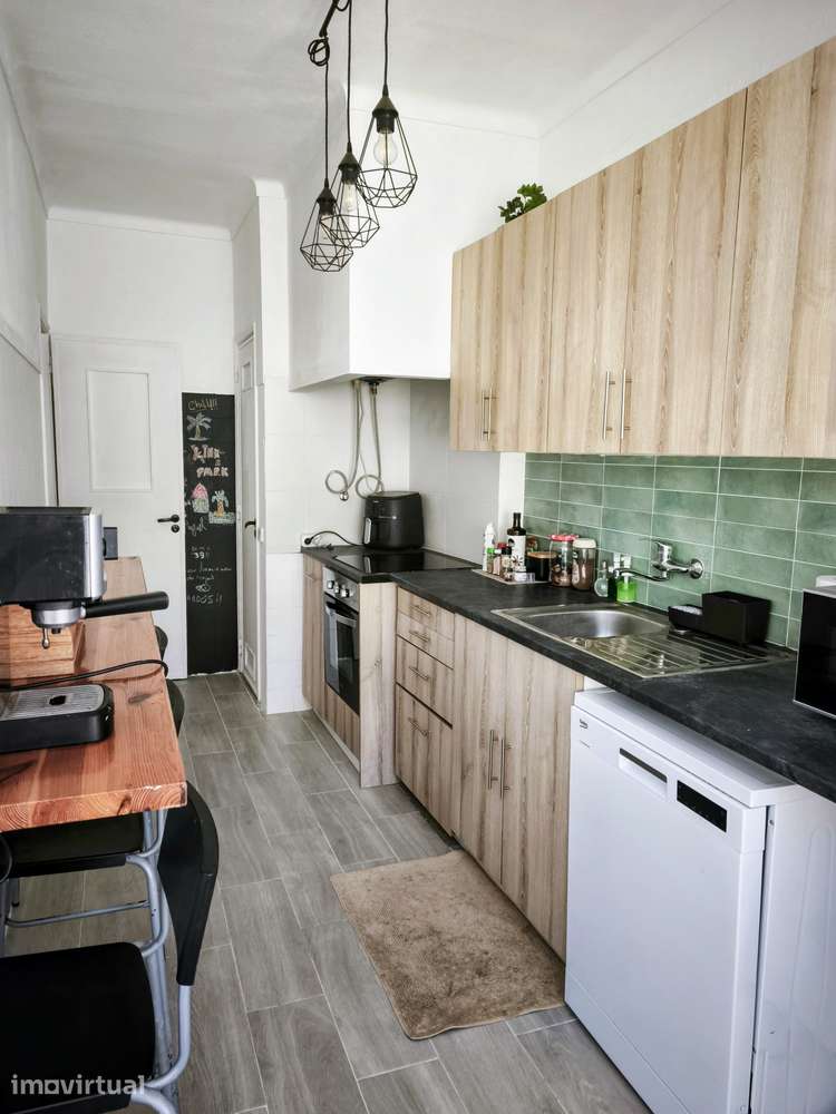 Apartamento T3 com 2 casas de banho e varanda - Grande imagem: 2/28