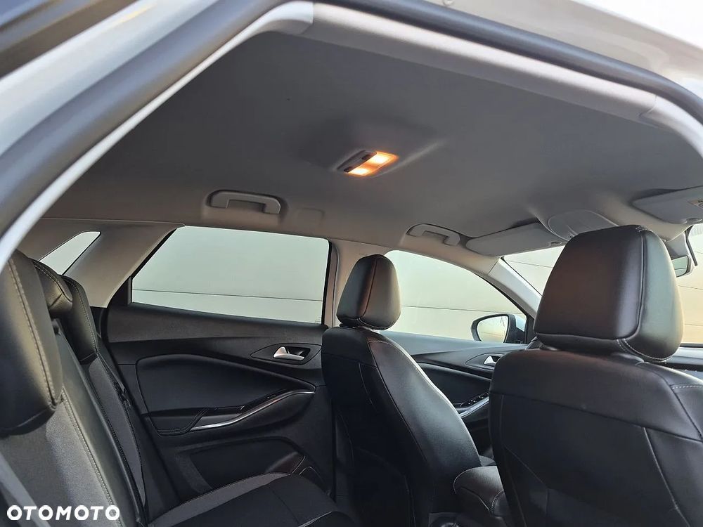 Opel Grandland X 1.6 T PHEV 4x4 Ultimate - 16