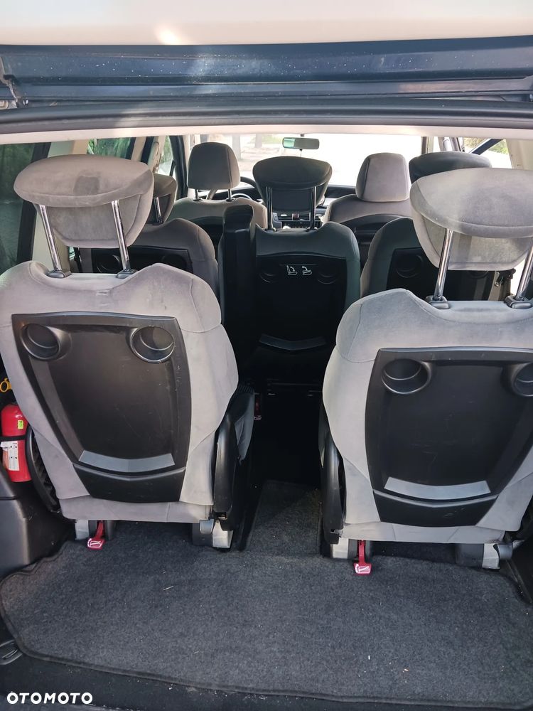 Citroën C8 2.0 HDi Exclusive - 6