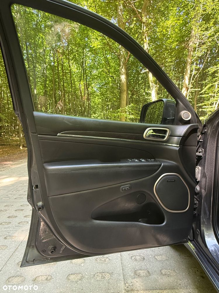 Jeep Grand Cherokee 3.0 CRD Summit - 36