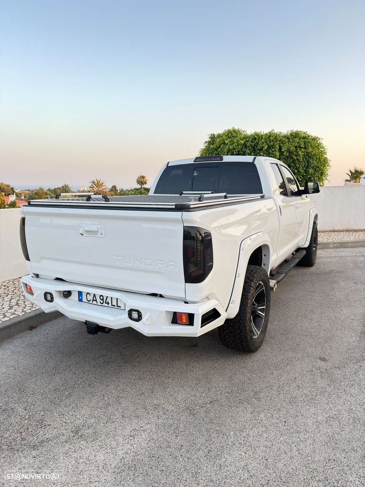 Toyota Tundra - 4