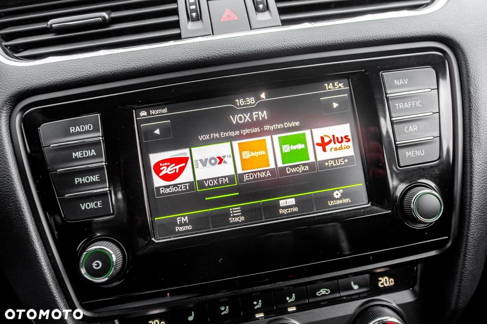 Skoda Octavia 2.0 TSI RS - 24