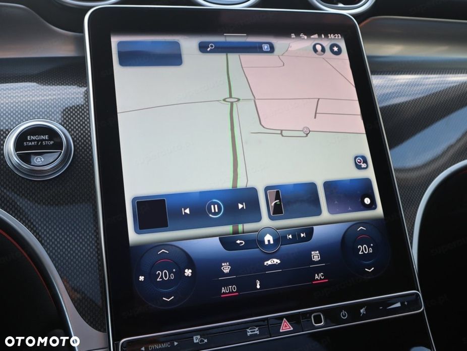 Mercedes-Benz GLC - 12