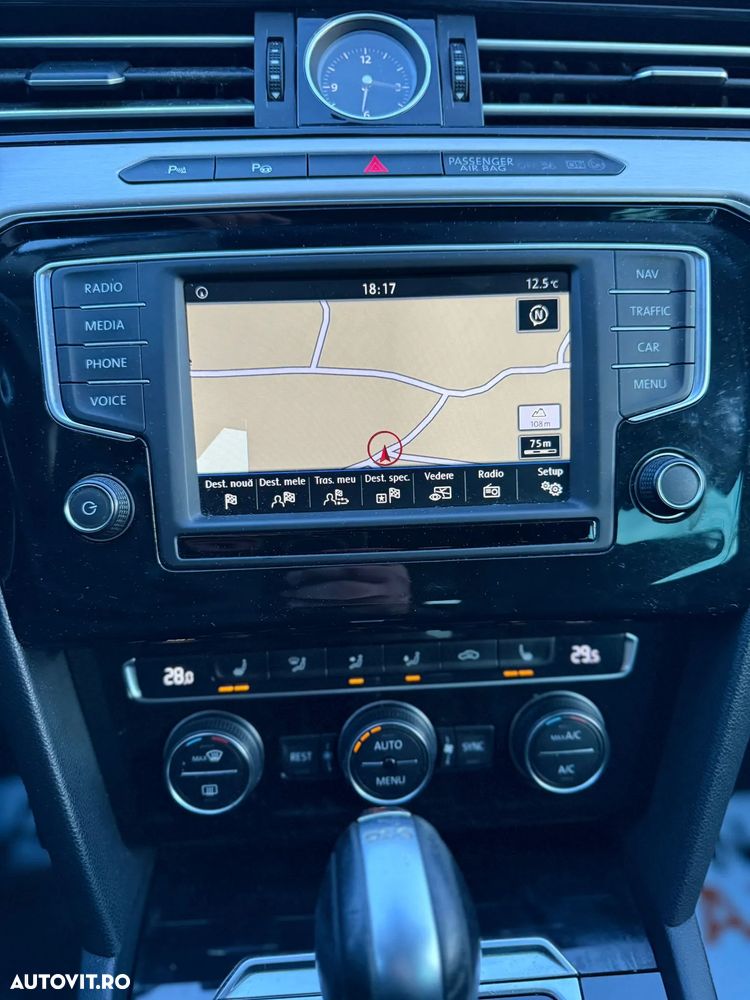 Volkswagen Passat 2.0 TDI DSG (BlueMotion Technology) Highline - 13