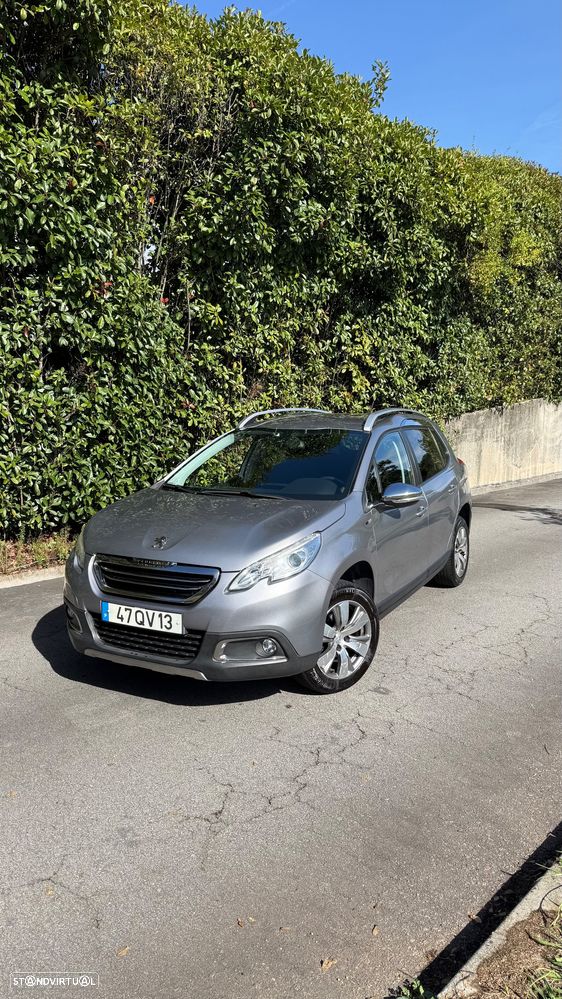 Peugeot 2008 1.2 PureTech Allure - 2