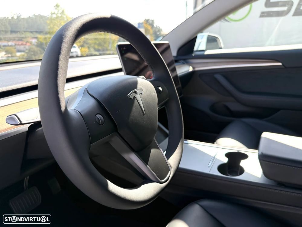Tesla Model 3 Tração Traseira - 36