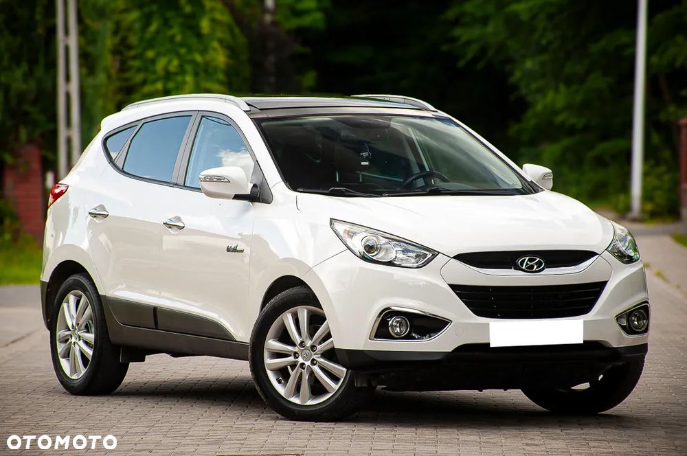 Hyundai ix35 1.7 CRDi 2WD blue Finale Gold - 29