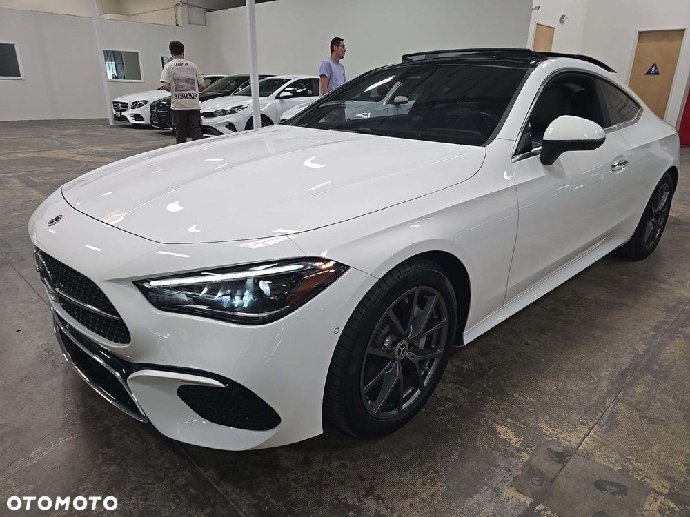 Mercedes-Benz CLE 300 4Matic 9G-TRONIC Edition AMG Line - 2