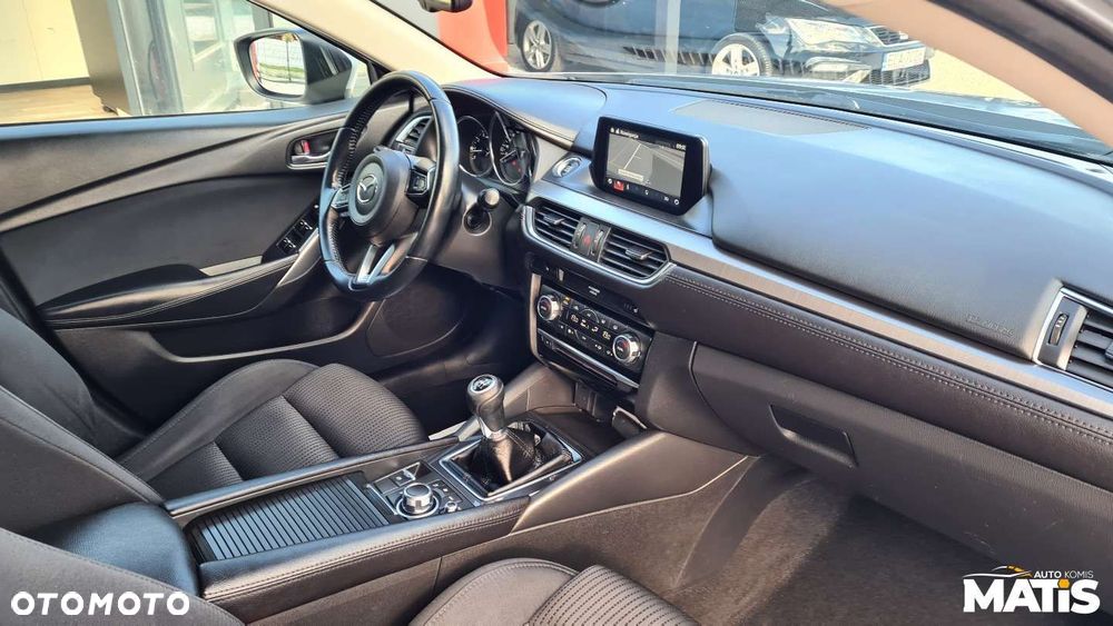 Mazda 6 - 8
