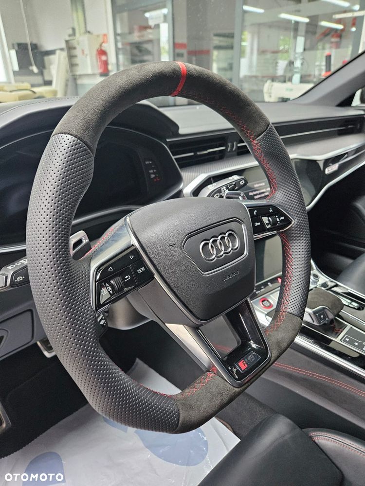 Audi RS6 Avant - 26