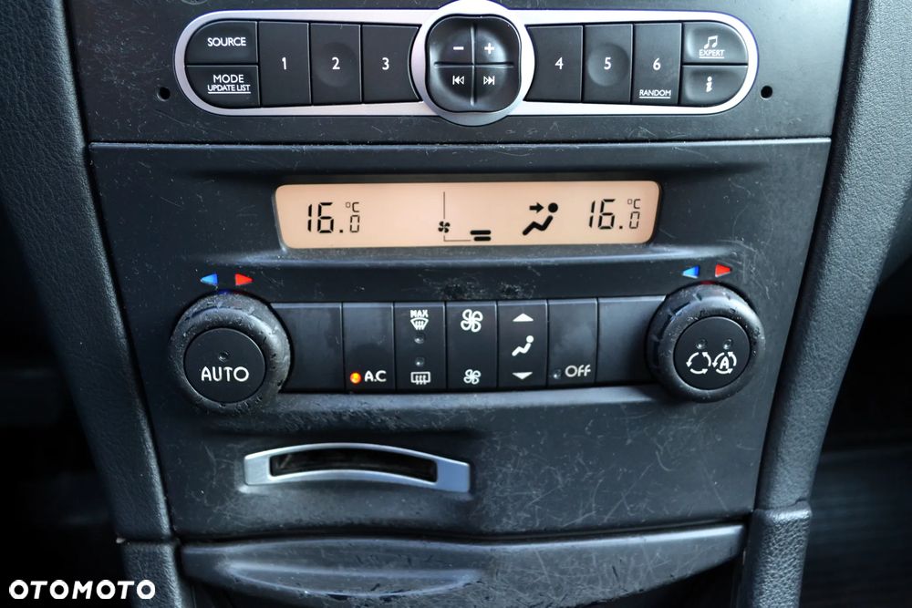 Renault Laguna 2.2 dCi FAP Privilege Plus - 18