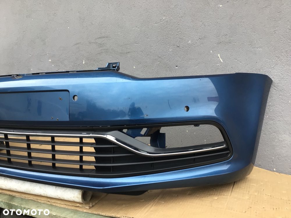 Zderzak przedni VW Polo V 5 Lift 6C0 4xpdc bez spryskiwaczy - 3