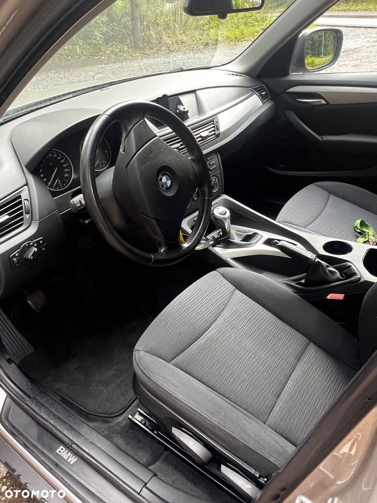 BMW X1 sDrive18d - 16