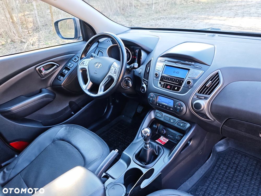 Hyundai ix35 1.7 CRDi 2WD blue Style - 18