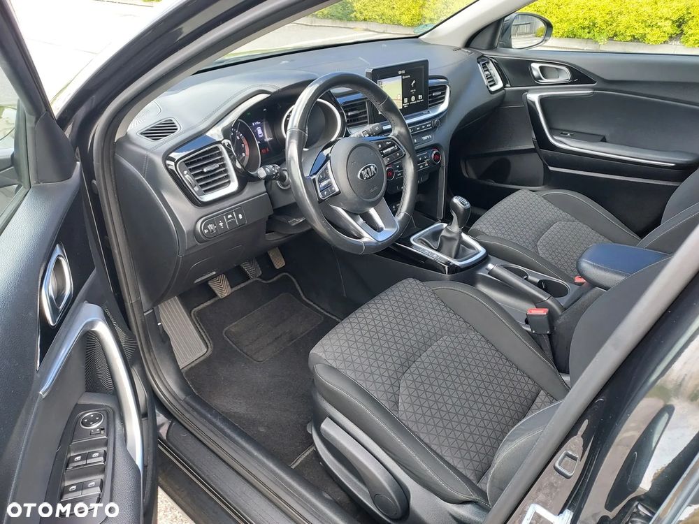 Kia Ceed 1.4 T-GDI M Max - 18