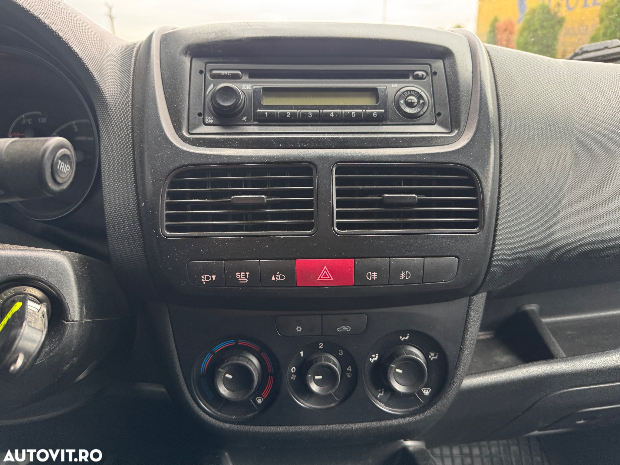Opel Combo - 11