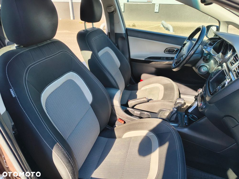 Kia Ceed 1.6 GDI L - 3