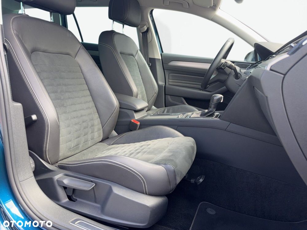 Volkswagen Passat Variant - 21