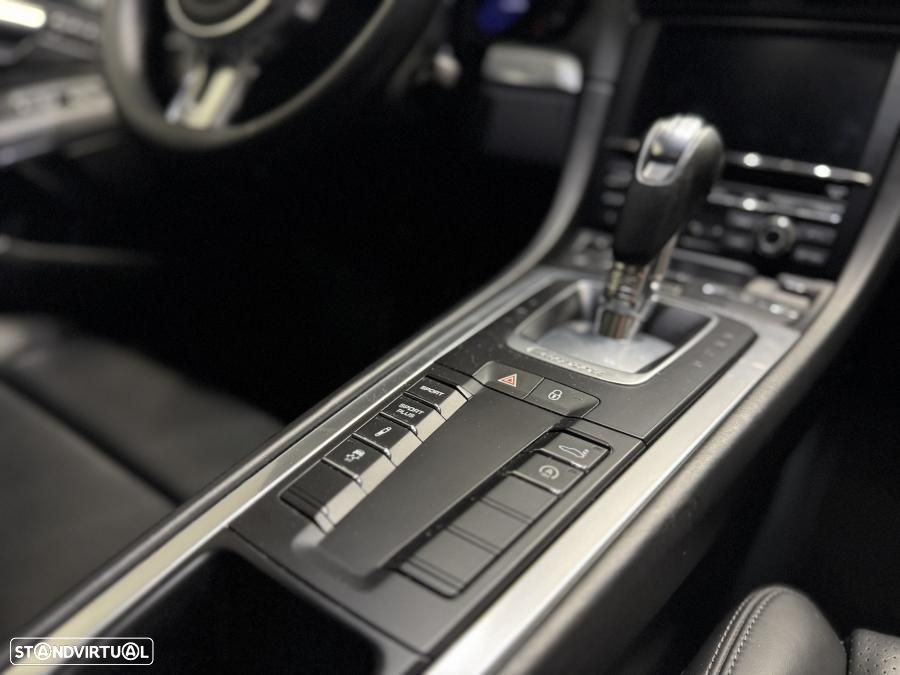 Porsche 911 (991) Carrera 2 S PDK - 23