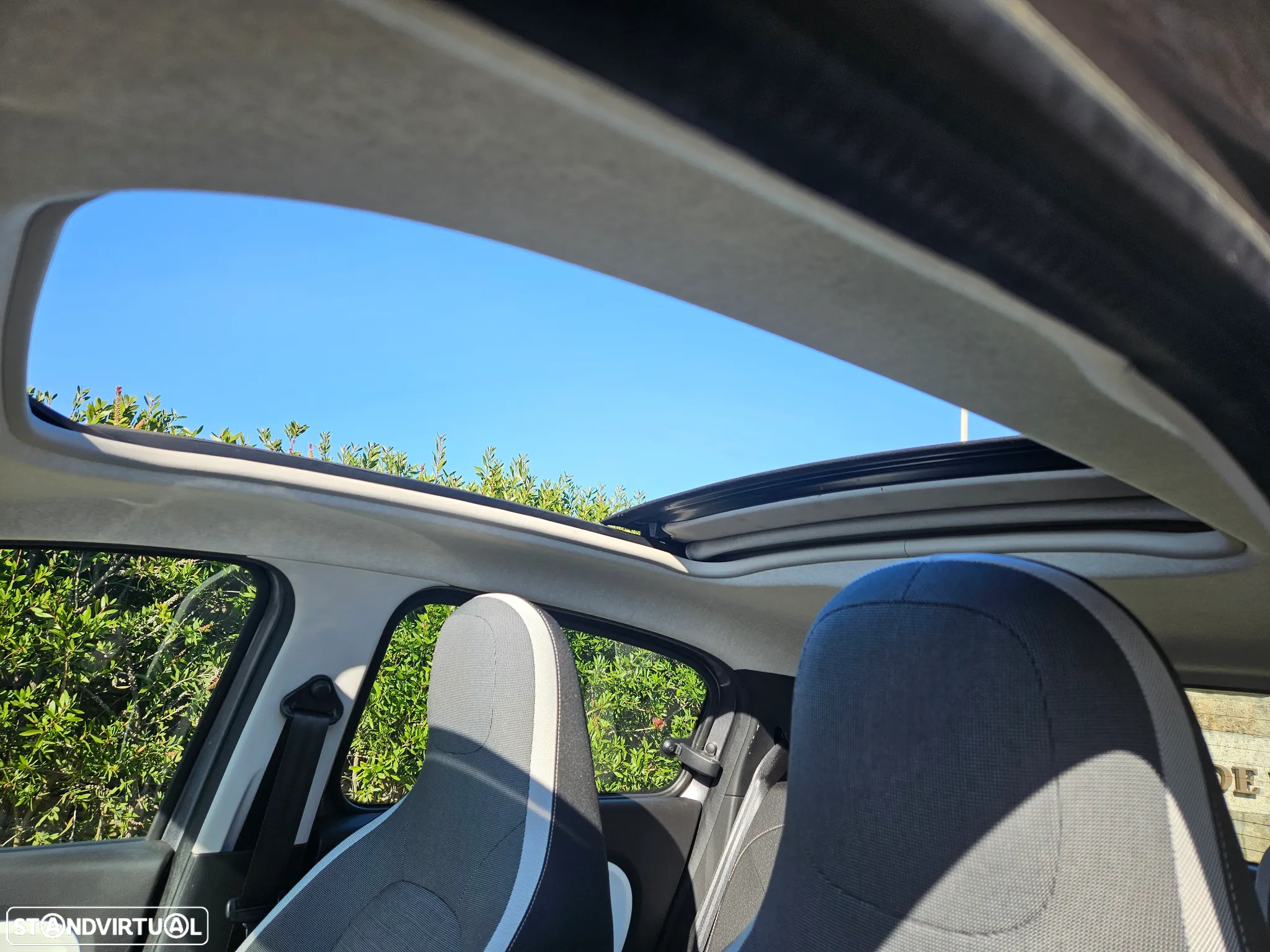 Renault Twingo 1.0 SCe Luxe - 4