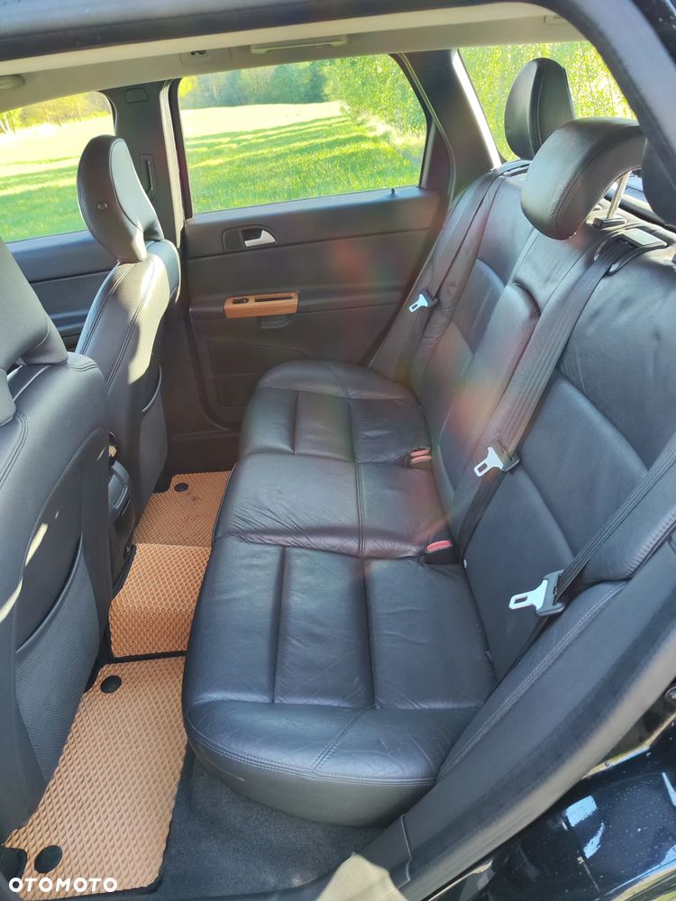 Volvo V50 2.0D Summum - 28