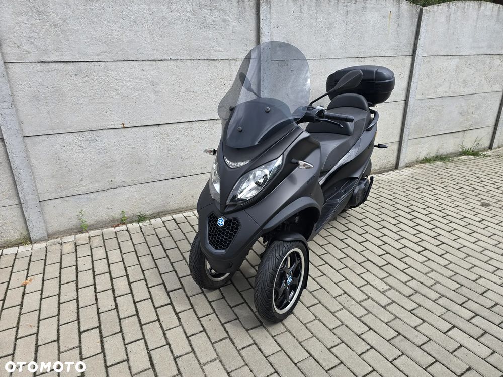 Piaggio MP-3 - 14