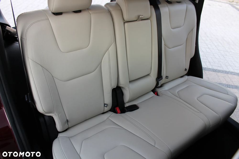 Ford Edge - 23
