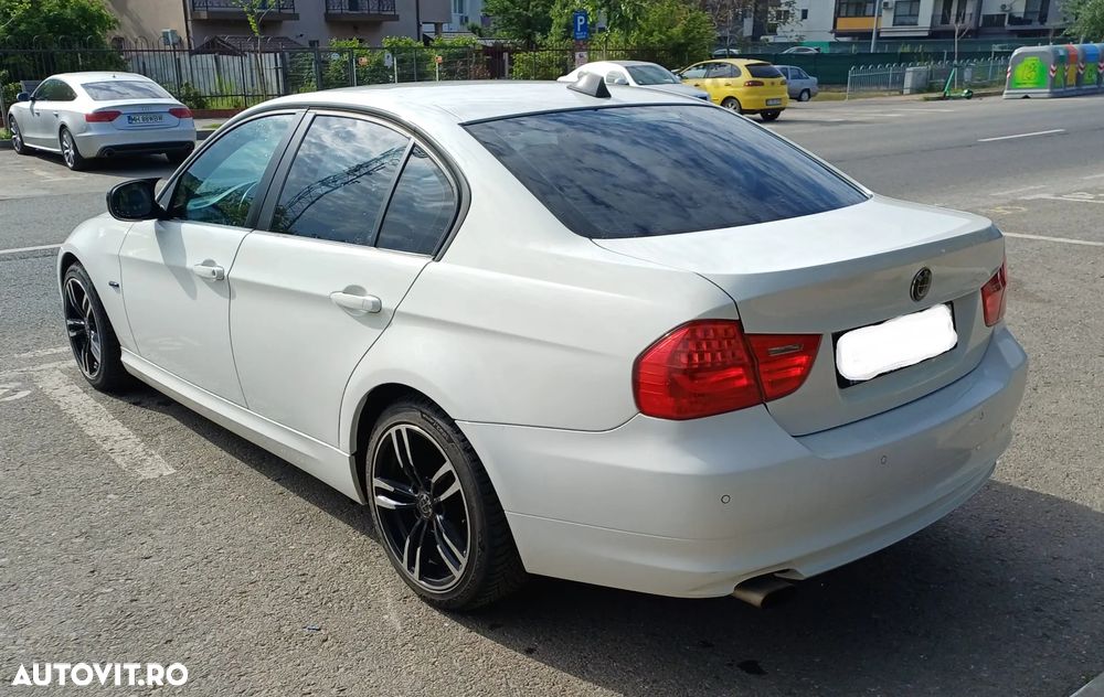 BMW Seria 3 316d - 8
