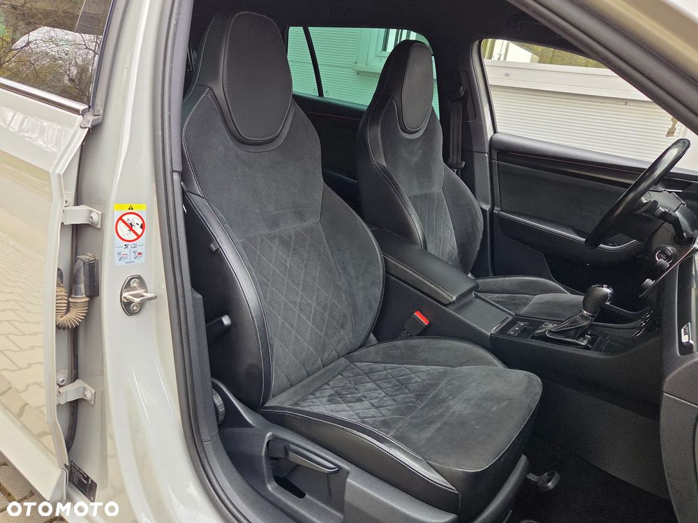 Skoda Superb 2.0 TDI SCR Sportline DSG - 30